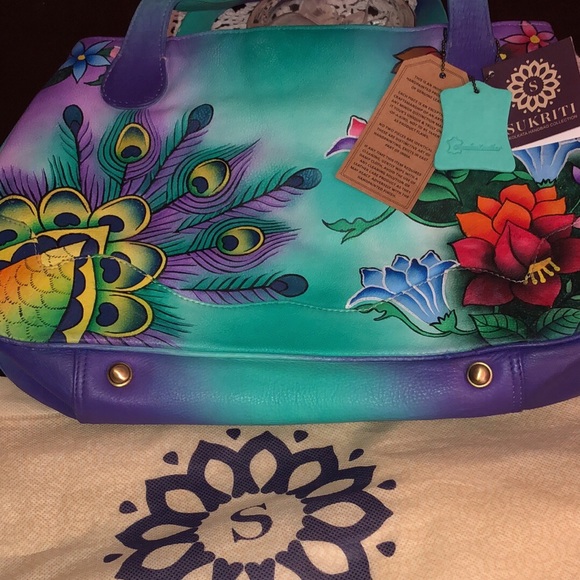 sukriti purses